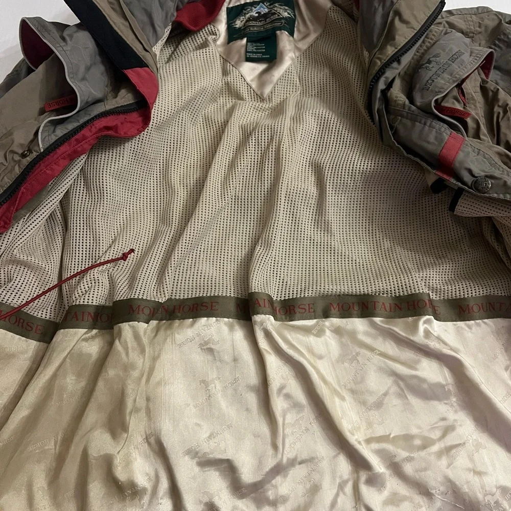 Mountain Horse VINTAGE waterproof outdoor jacket in a beige/grey & red colorway